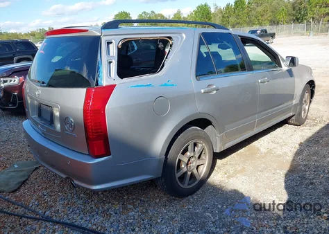2004 Cadillac Srx V8 z USA, uszkodzony, nr VIN 1GYEE63A640147258